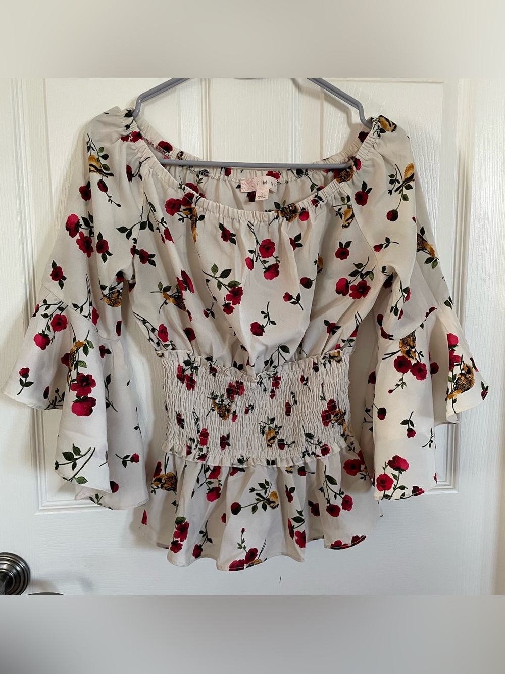 Timing White Rose Print Bell Sleeve Blouse size S